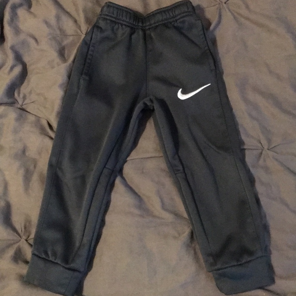 Nike dri fit joggers